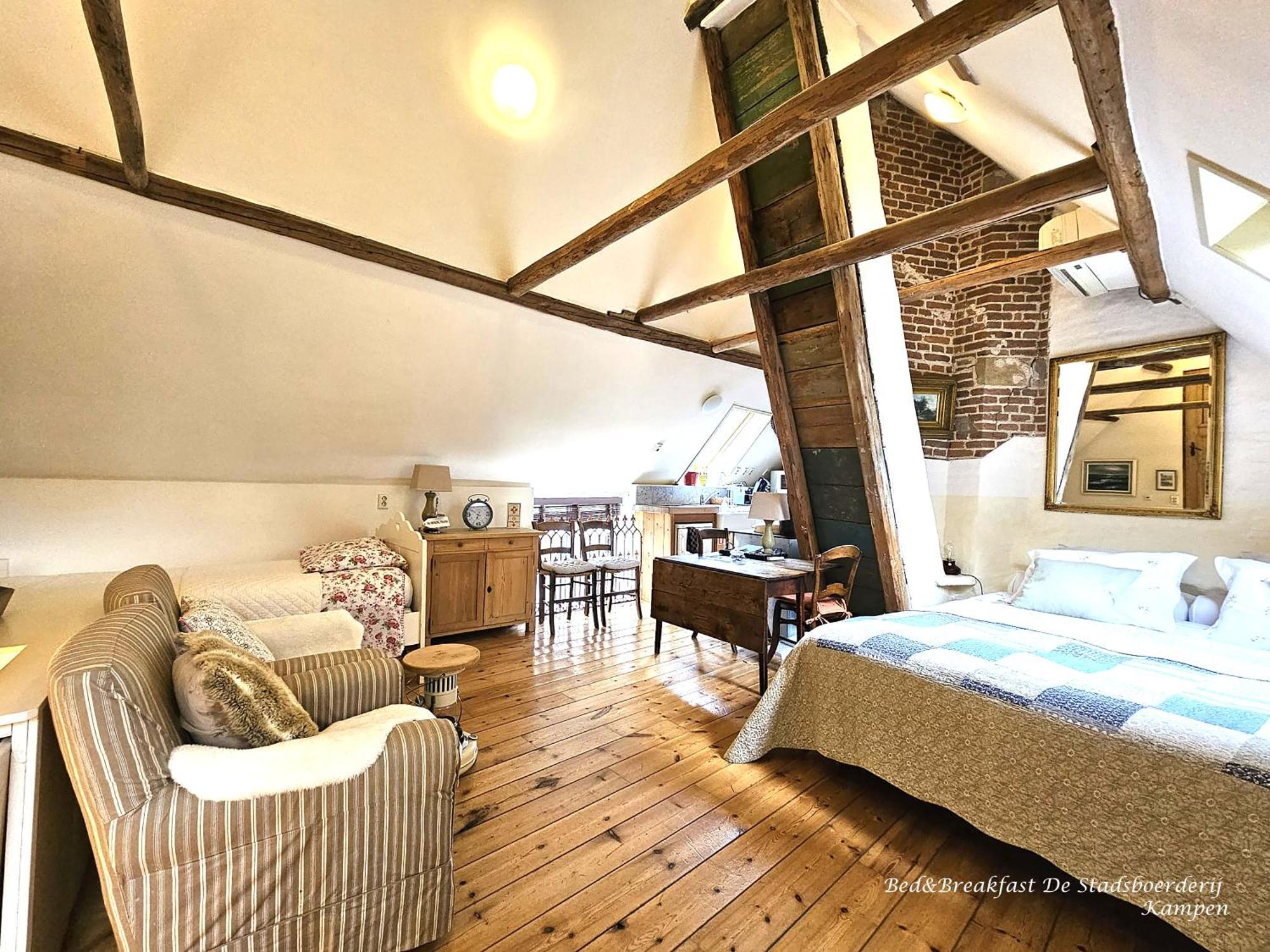 De Stadsboerderij Кампен Екстериор снимка
